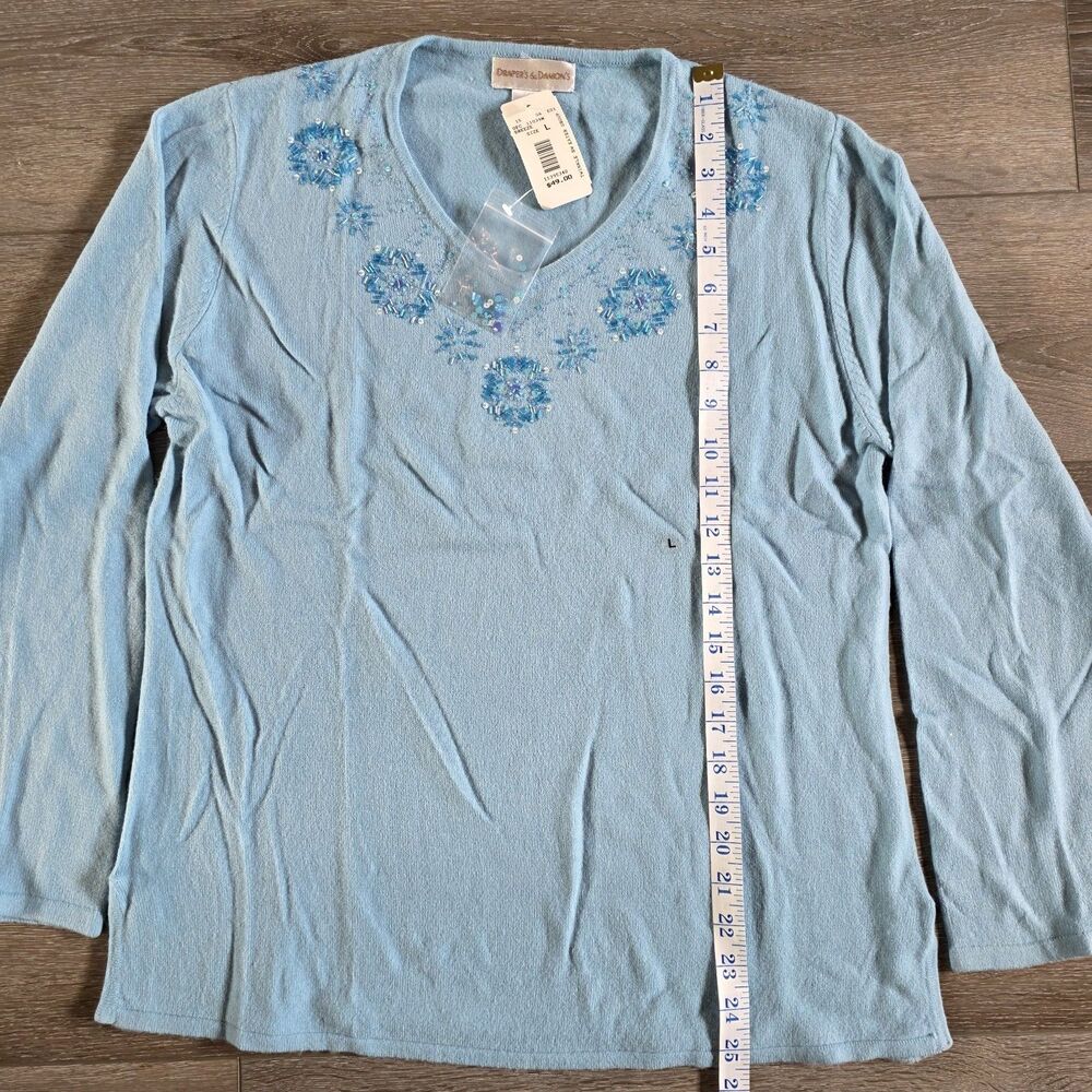 New Drapers & Damons Size L Sweater Womens Blue Embroidered V-neck Lightweight - Picture 2 of 5